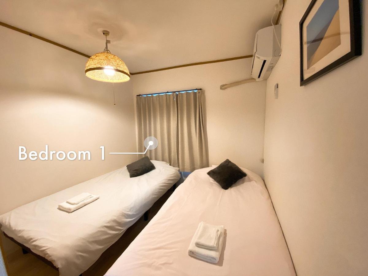 ラグジュアリ難波305 Appartement Osaka Buitenkant foto